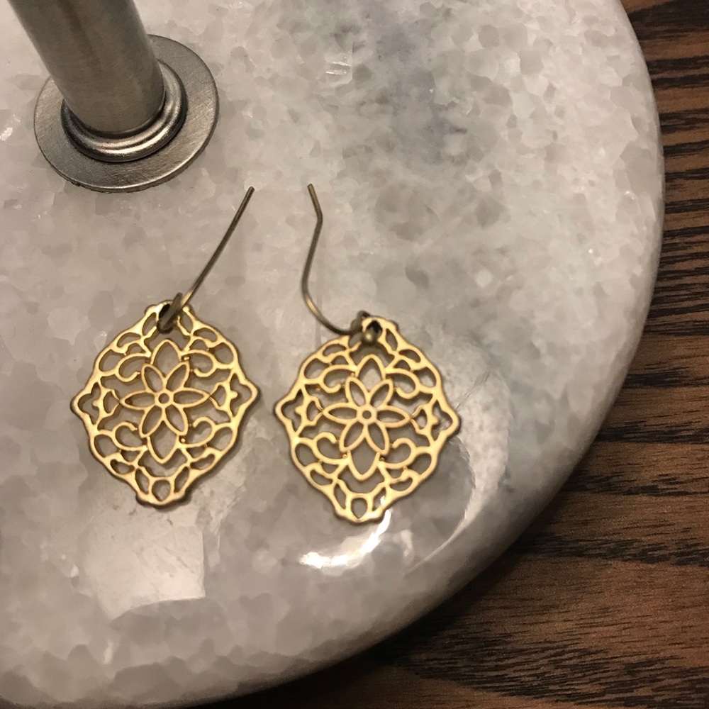 Gold lace filigree earrings